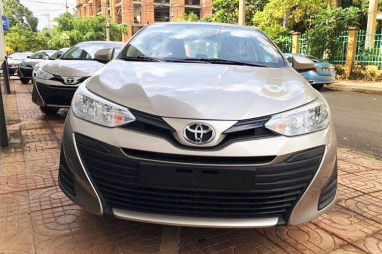 Cận cảnh Toyota Vios 2019 giá khoảng 595 triệu đồng tại đại lý ở Việt Nam - Ảnh 1.